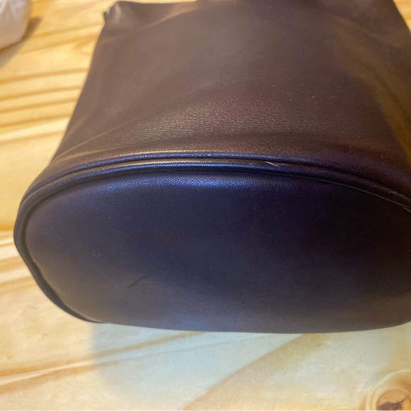 Vintage Gap leather brown duffle - Picture 5 of 11